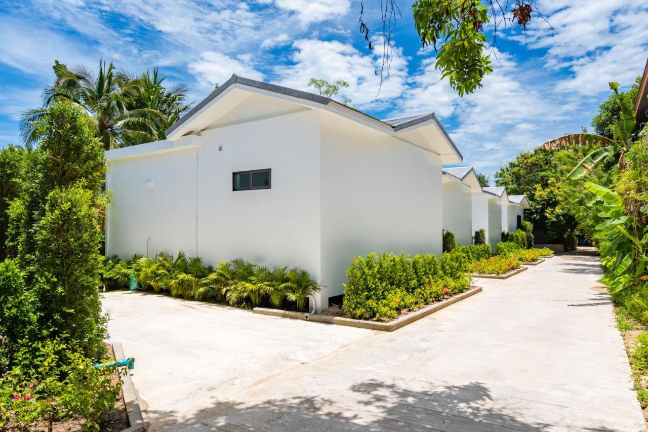 Bougain Villas Saláta-part Kültér fotó